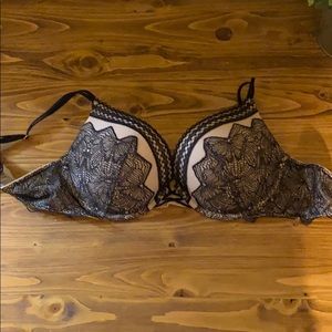 Victoria Secret Very Sexy Push Up 36B